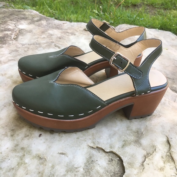 vegan swedish clogs